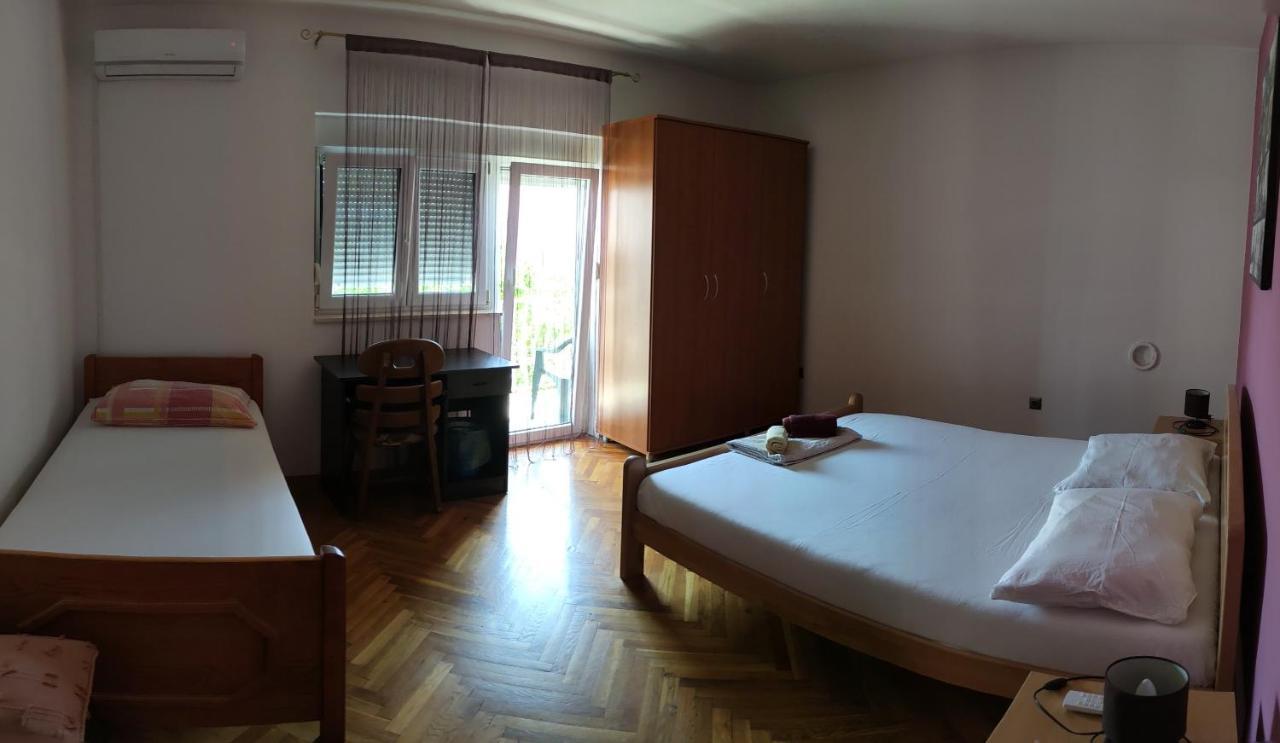 Rooms Raulo Split Exterior photo